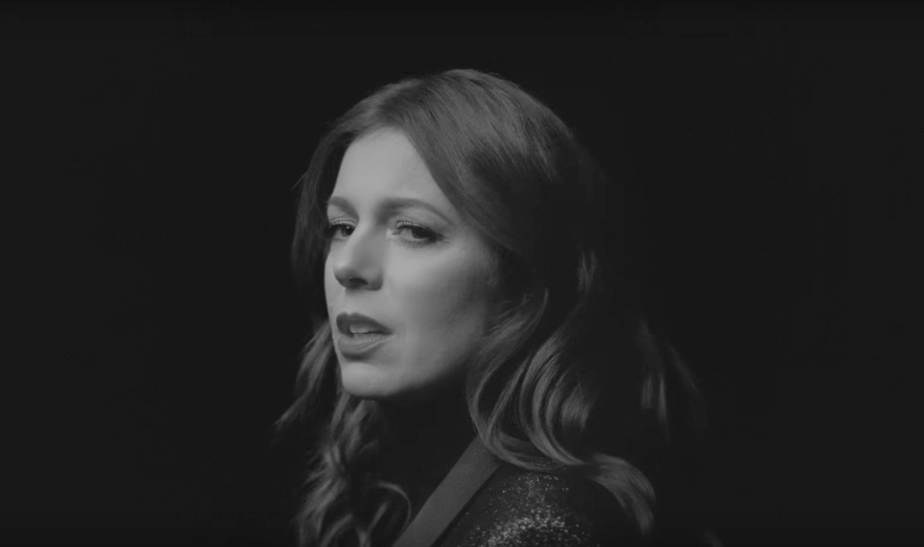 Isabelle Boulay lance le vidéoclip de son nouvel extrait «Un souvenir»