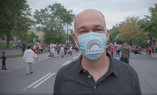 Image de l'article Guy Nantel se fait intimider dans son nouveau vox pop par des anti-vax