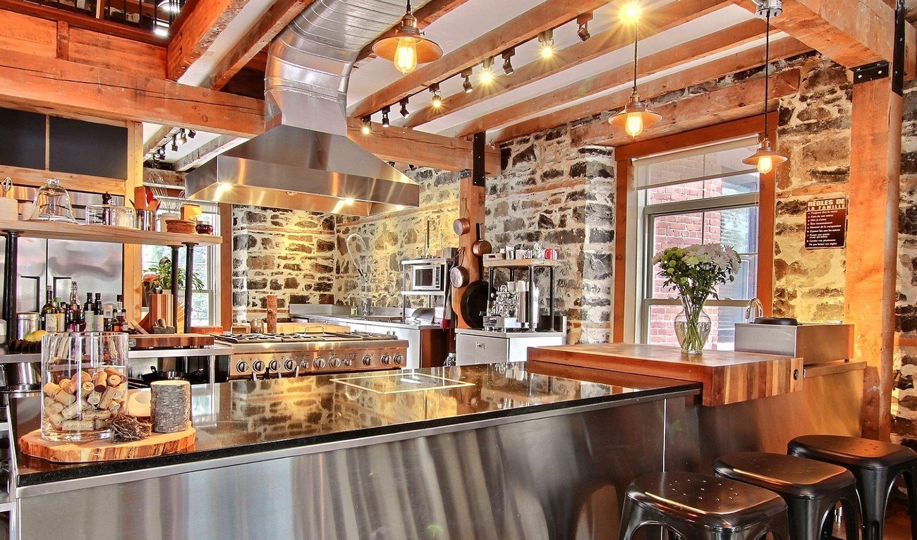 La fastueuse 2e maison de Patricia Paquin et Louis-François Marcotte à vendre