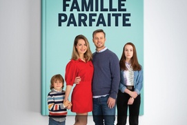 Affiche du film Le guide de la famille parfaite Affiche du film Le guide de la famille parfaite