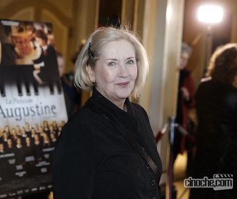 Sur le tapis de rouge du film La passion d'Augustine
