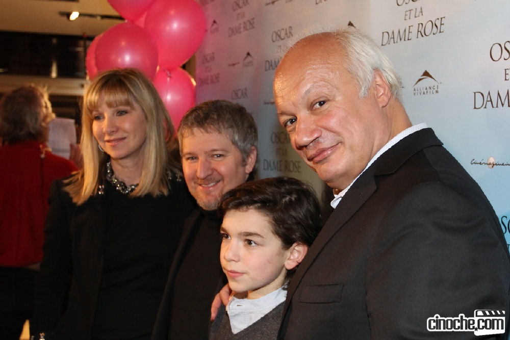 Sur le tapis rouge de Oscar et la dame rose