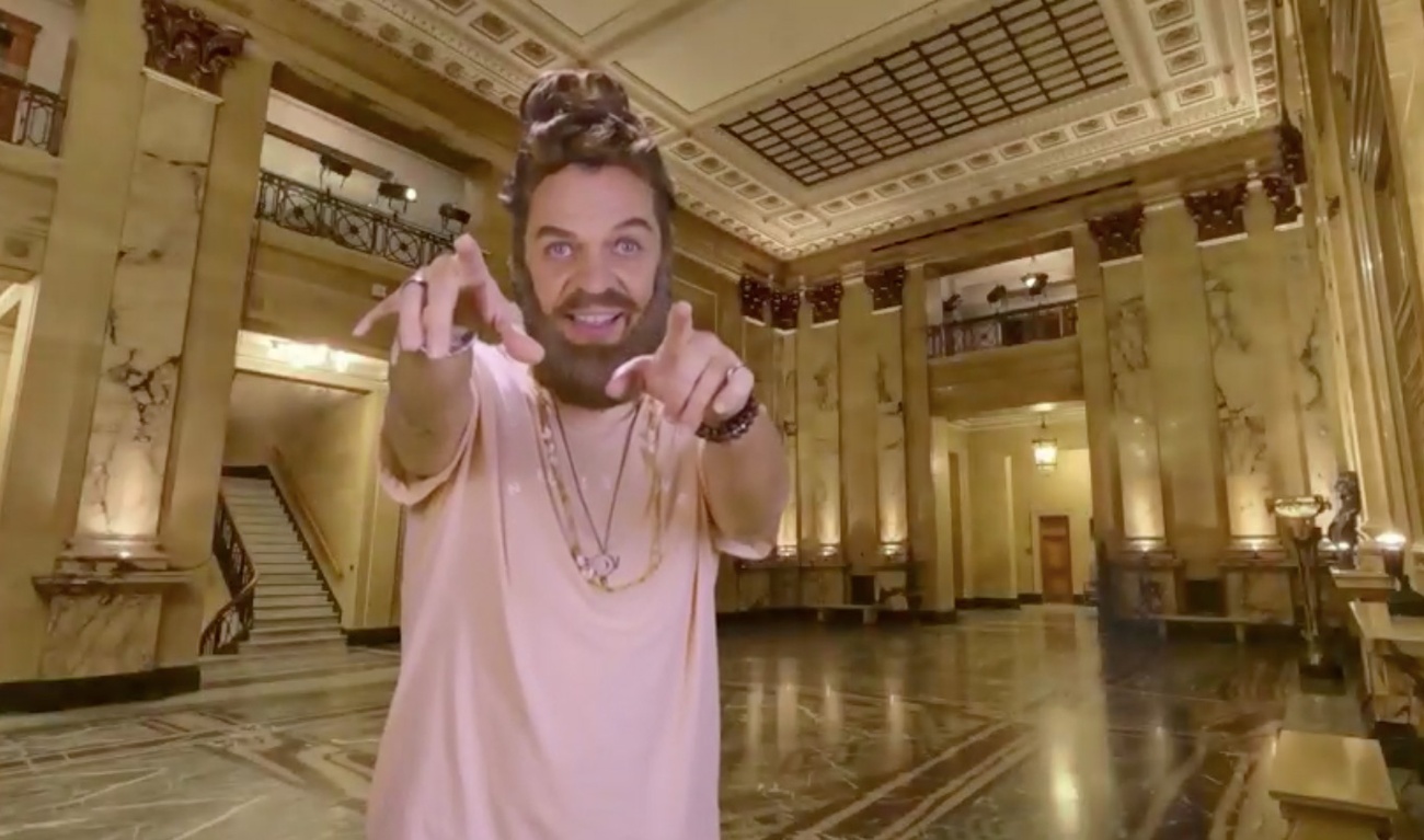 Jay Du Temple fier d'avoir été parodié par Marc Labrèche