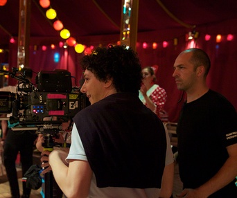 Sur le plateau du film Les Garçons et Guillaume, à Table!
