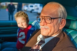 Une scène du film Jackass Presents: Bad Grandpa Une scène du film Jackass Presents: Bad Grandpa
