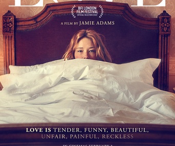 Affiche du film She Is Love