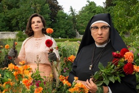 Une scène du film La bonne épouse Une scène du film La bonne épouse