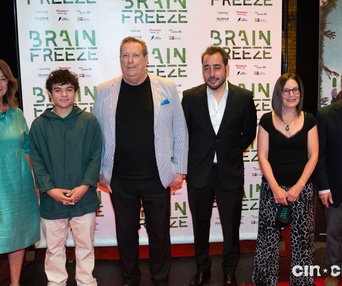 Sur le tapis rouge du film Brain Freeze