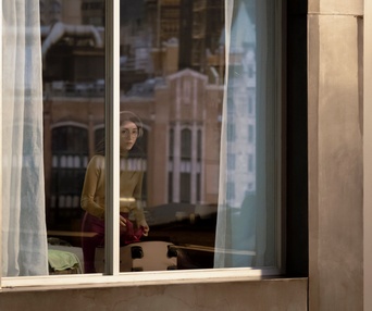 Une scène du film The Voyeurs