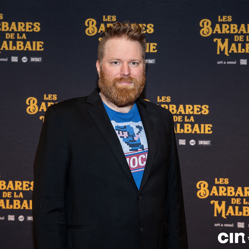 Sur le tapis rouge du film Les Barbares de La Malbaie
