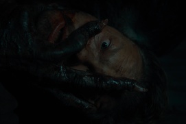 Une scène du film The Last Voyage of the Demeter Une scène du film The Last Voyage of the Demeter