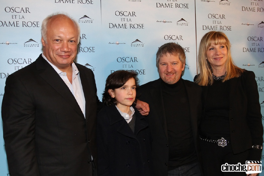 Sur le tapis rouge de Oscar et la dame rose