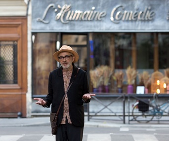 Une scène du film It Must Be Heaven