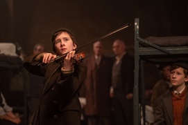 Une scène du film The Song of Names
