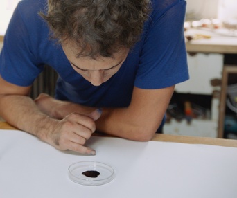 Une scène du film The Colour of Ink