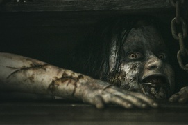 Une scène du film Evil Dead