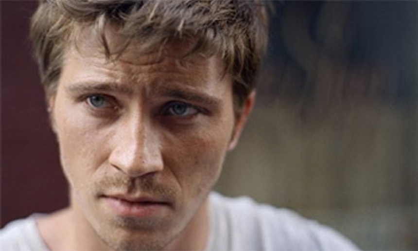Garrett Hedlund sera le Capitaine Crochet dans Pan