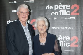 Sur le tapis rouge du film De père en flic 2