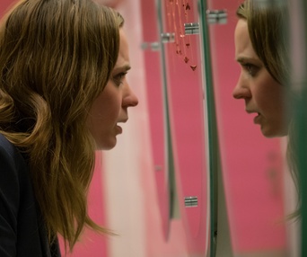 Une scène du film The Girl on the Train