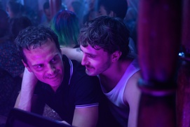 Une scène du film All of Us Strangers