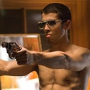 Toby Kebbell dans RocknRolla