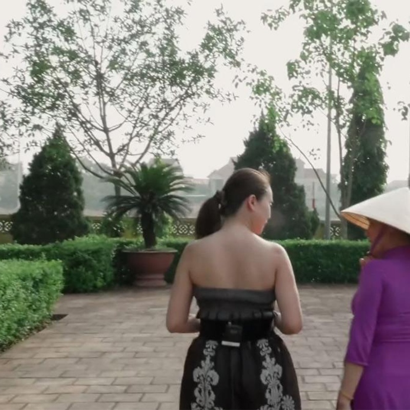 Une scène du film Coming Home: par-delà une nuit sans lune