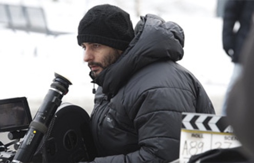 Jaume Collet-Serra sur le plateau de Unknown