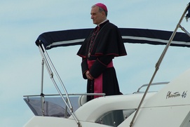 Une scène du film Bonté divine