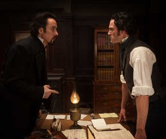 Une scène du film The Raven