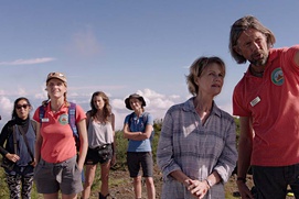 Une scène du film Larguées Une scène du film Larguées