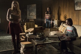 Une scène du film Annabelle Comes Home