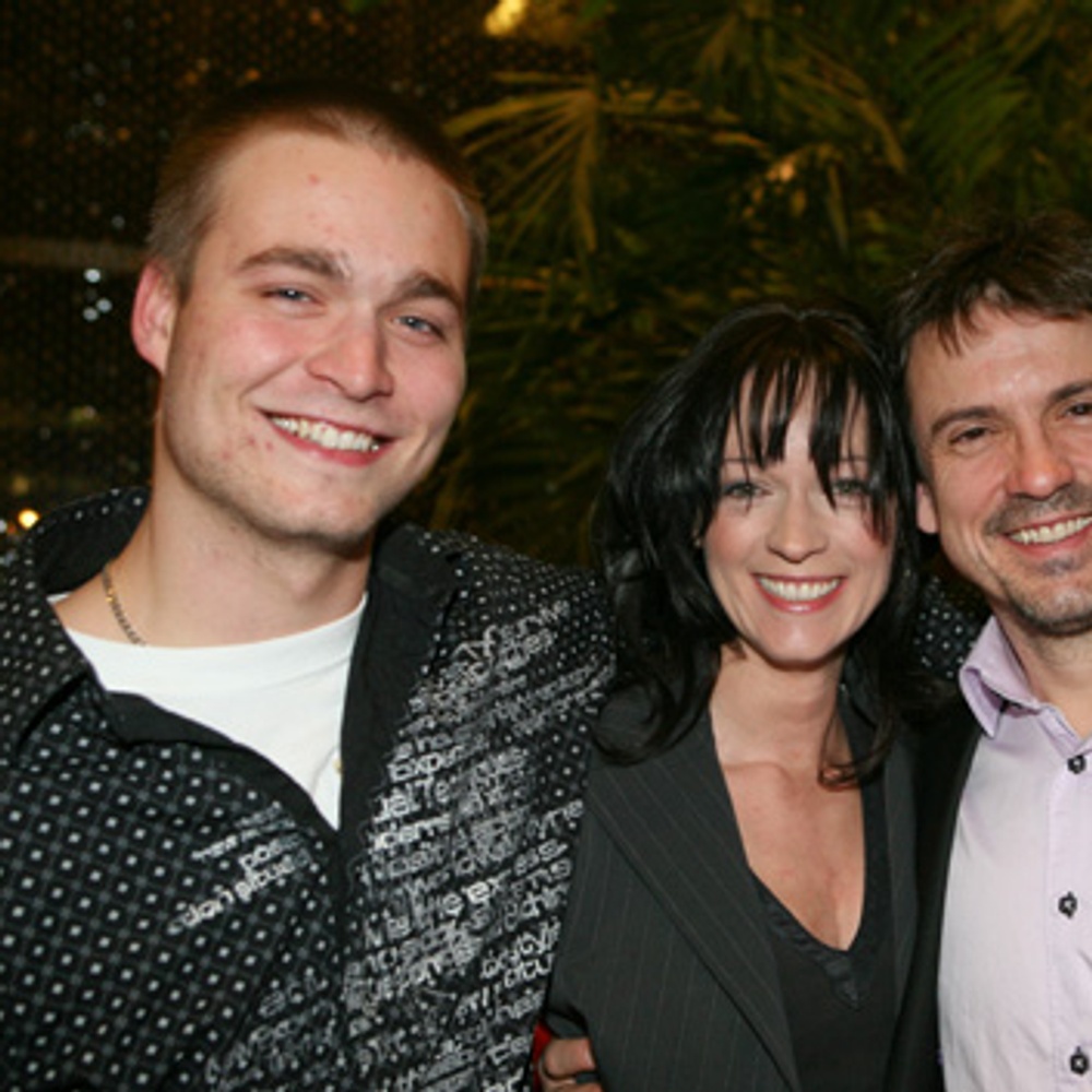 Maxime Dumontier, Marie Turgeon et Claude Legault sur le tapis rouge de Tout est parfait.