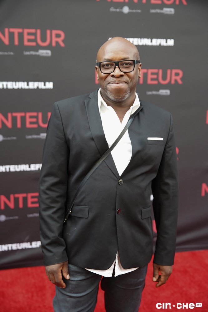Sur le tapis rouge du film Menteur