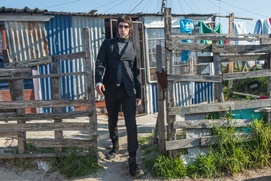 Une scène du film The Brothers Grimsby Une scène du film The Brothers Grimsby