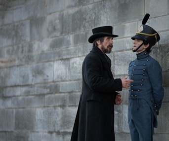 Une scène du film The Pale Blue Eye