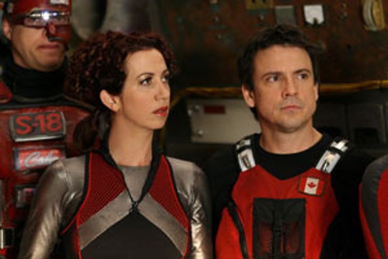 Mélanie Maynard et Claude Legault dans Dans une galaxie près de chez vous 2