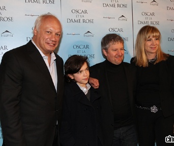 Sur le tapis rouge de Oscar et la dame rose