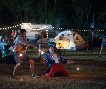 Une scène du film Mike and Dave Need Wedding Dates