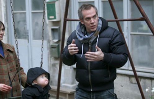 Jean-Marc Vallée sur le plateau du film Café de Flore