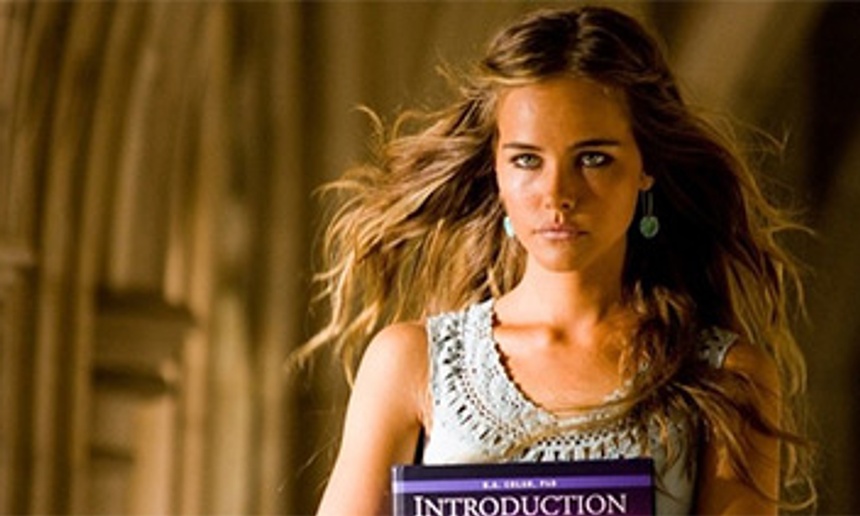 Isabel Lucas dans Careful What You Wish For