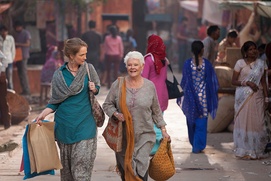 Une scène du film The Second Best Exotic Marigold Hotel Une scène du film The Second Best Exotic Marigold Hotel
