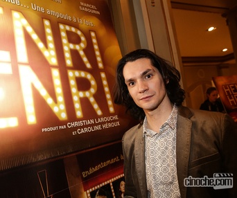 Sur le tapis rouge du film Henri Henri