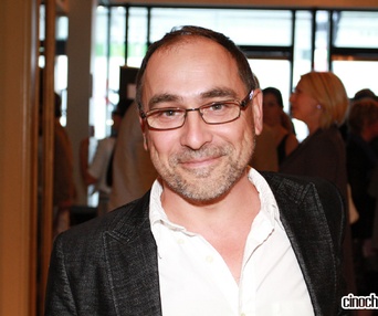 Sur le tapis rouge du film Le baiser du barbu
