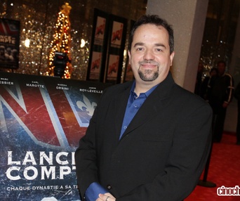 Sur le tapis rouge de Lance et compte