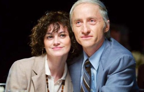 Emmanuel Bilodeau et Lucie Laurier dans la série Réné Levesque - Le destin d'un chef