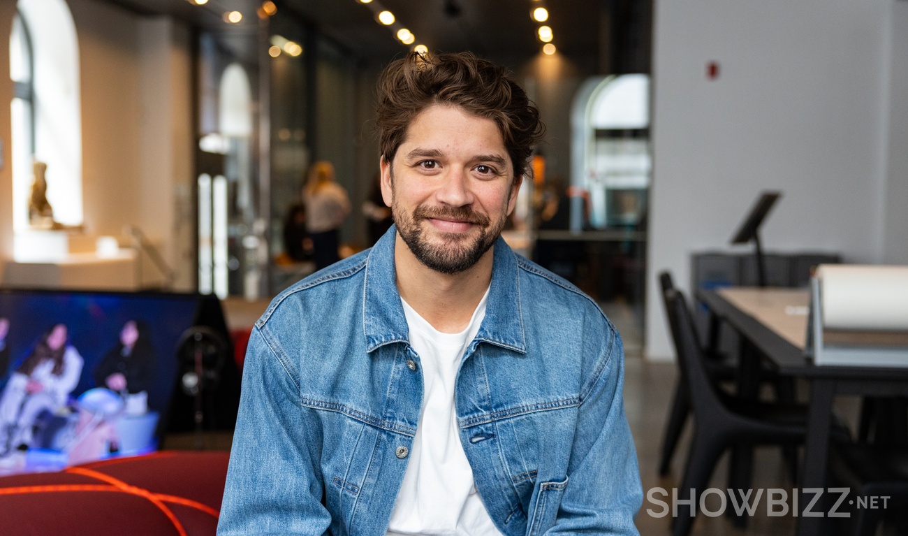 Image de l'article Mikhail Ahooja partage une photo avec son amoureuse