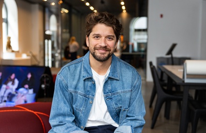 Image de l'article Mikhail Ahooja partage une photo avec son amoureuse