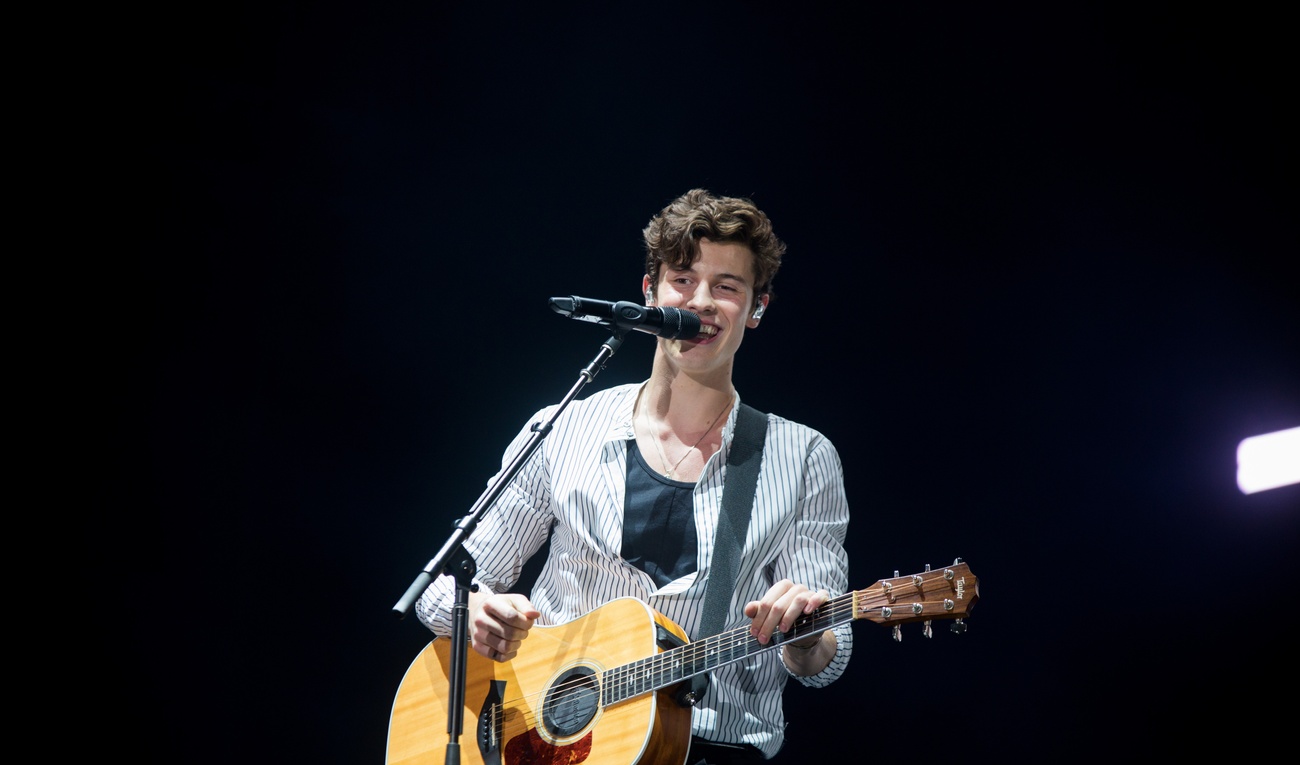 Comment ne pas succomber au charme du phénomène Shawn Mendes