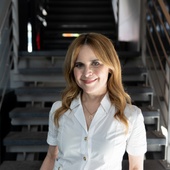 Julie Snyder