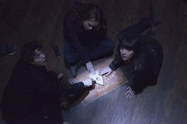 Une scène du film Ouija Une scène du film Ouija